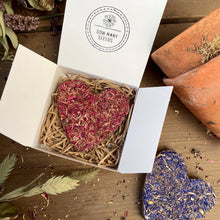 Load image into Gallery viewer, Plantable Cornflower Seed Heart