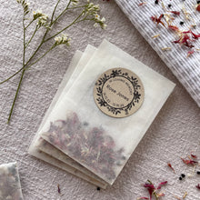 Load image into Gallery viewer, funeral memorial seed packets