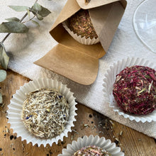 Load image into Gallery viewer, seed bomb wedding favour top