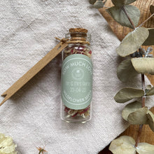 Load image into Gallery viewer, personalised wedding favour bottles